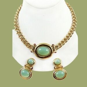 Authentic Vintage Elizabeth Taylor for Avon “Taylored for Style” Garden Party